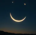 🌙✨ Smile in the Sky: Moon and Planets Align for a Rare Celestial Grin